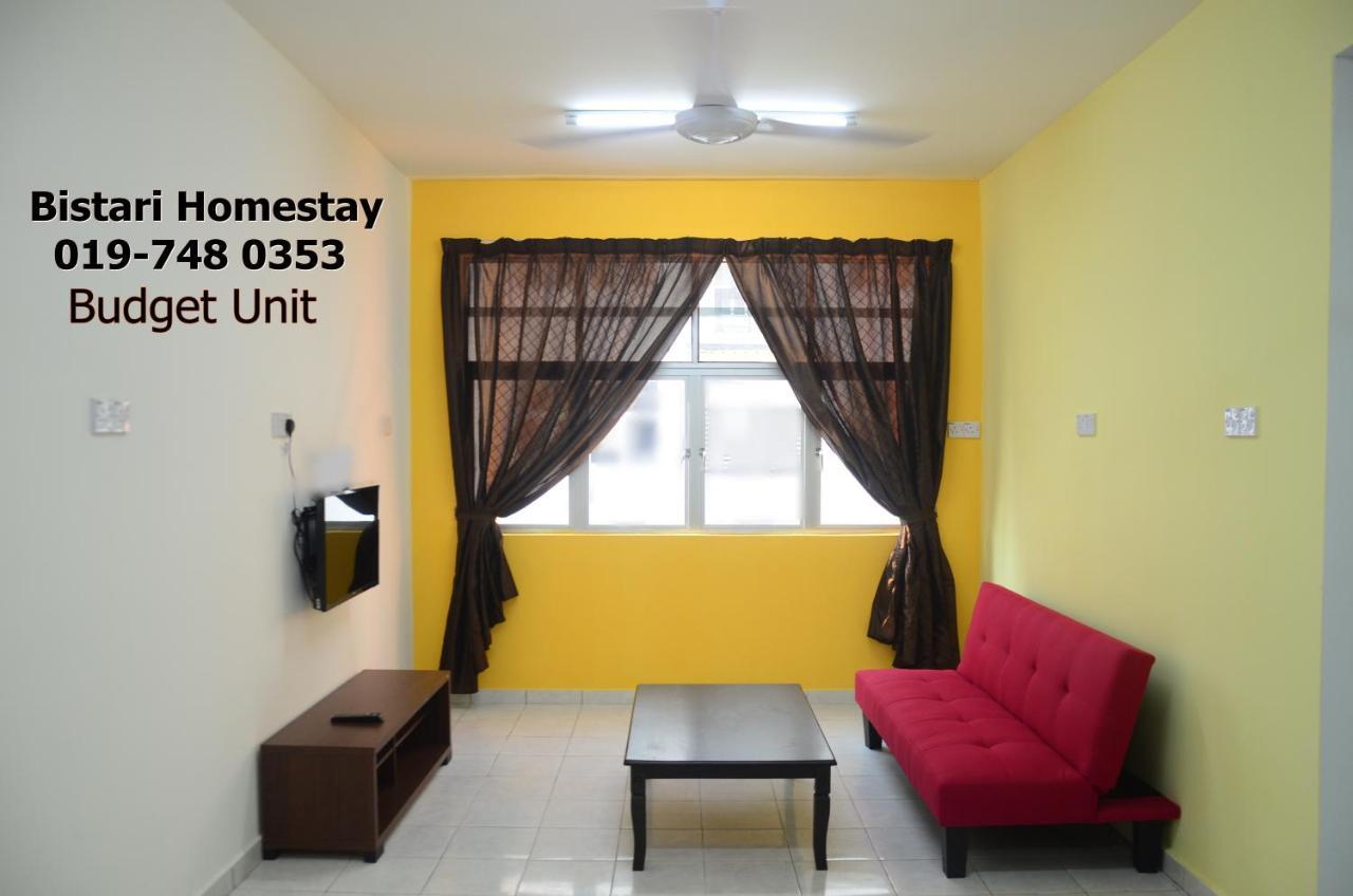 Bistari Homestay Parit Raja Uthm מראה חיצוני תמונה